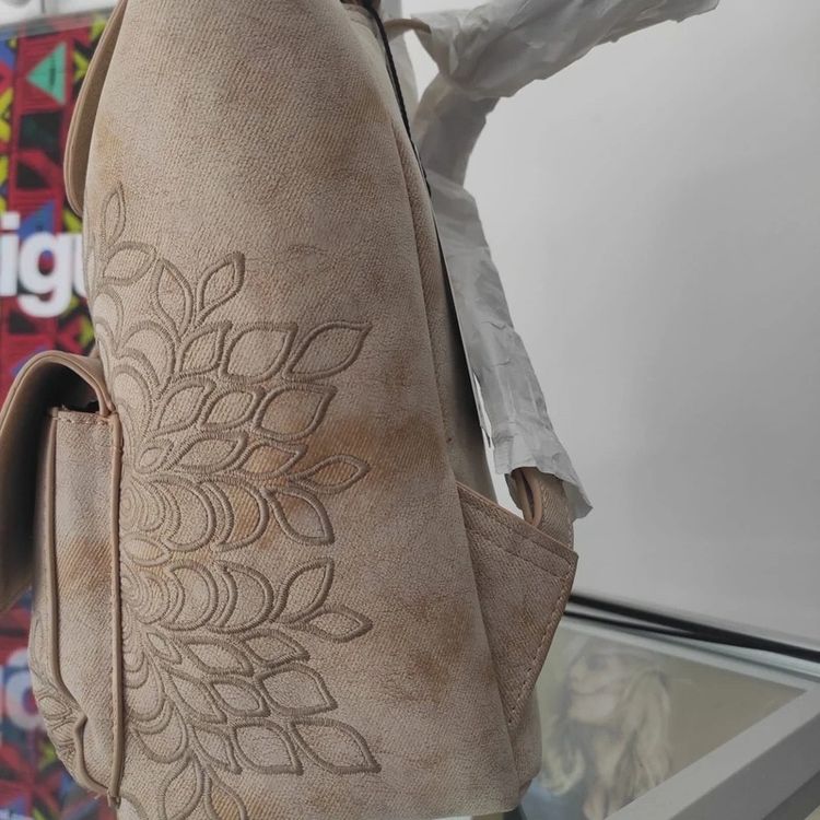Desigual Beige Backpack With Floral Embossing obraz 2